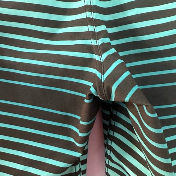 Youth size Hurley phantom swim trunks - Picture 7 of 10